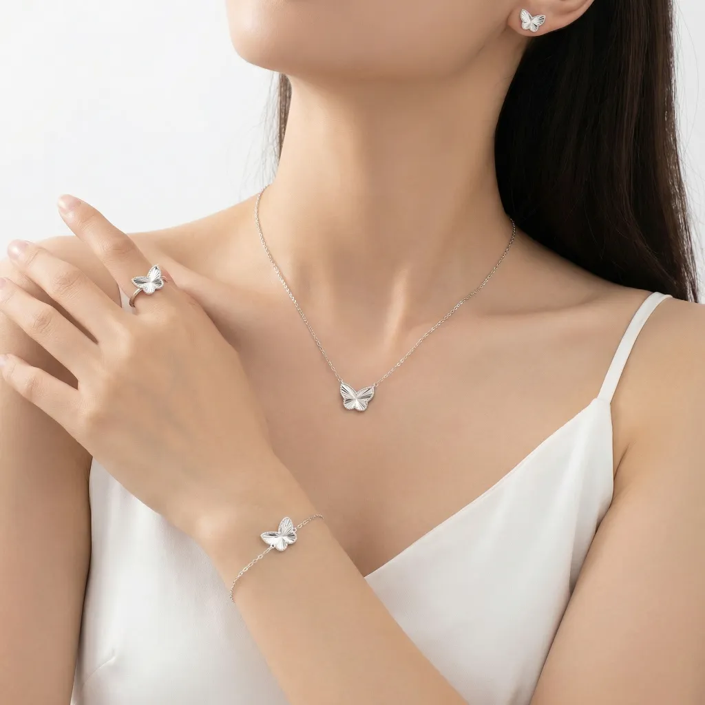 luxe-lens-2k - 2026-02-21T182656.560.webp