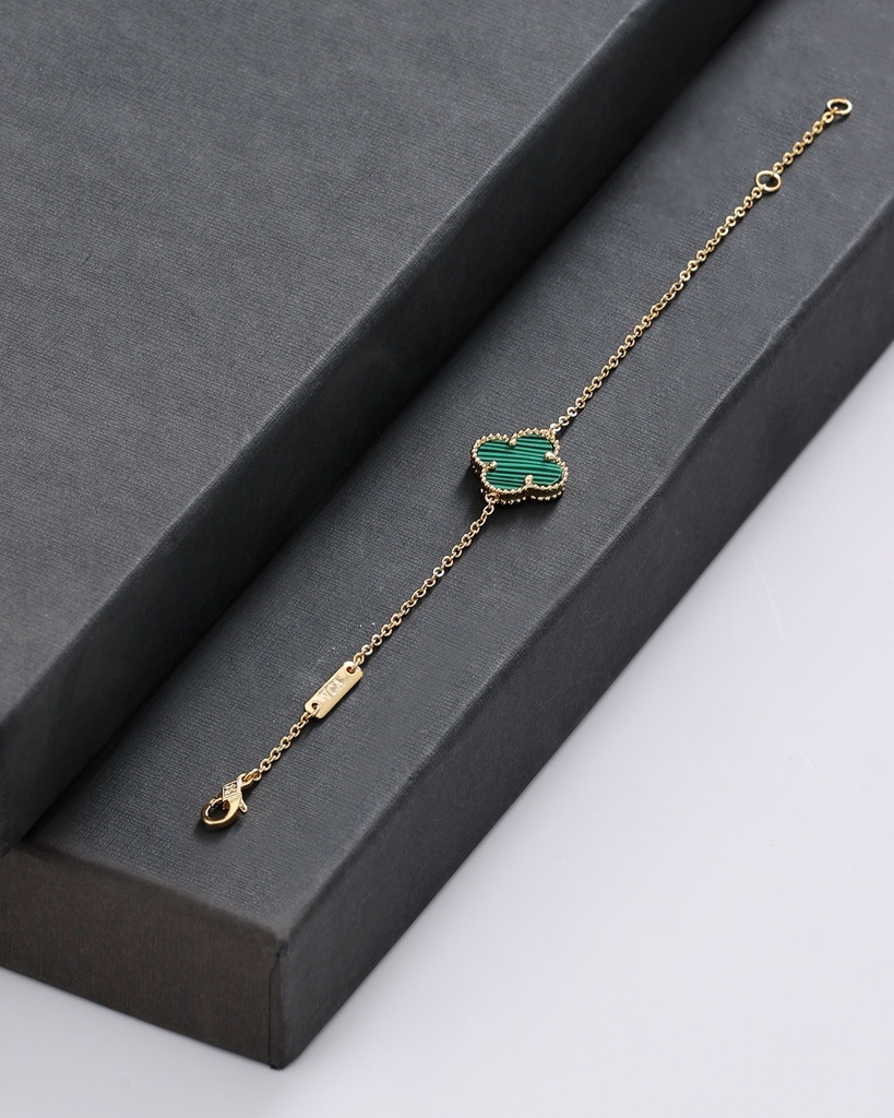 سوار على شكل زهرة واحد (green)