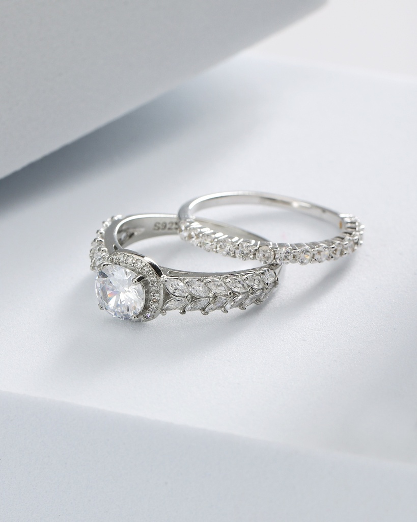 Elegant smooth round silver 925 twins