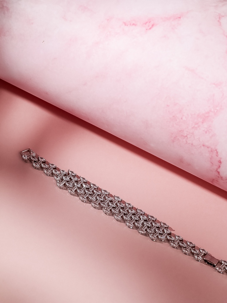 Thick drops zircon bracelet