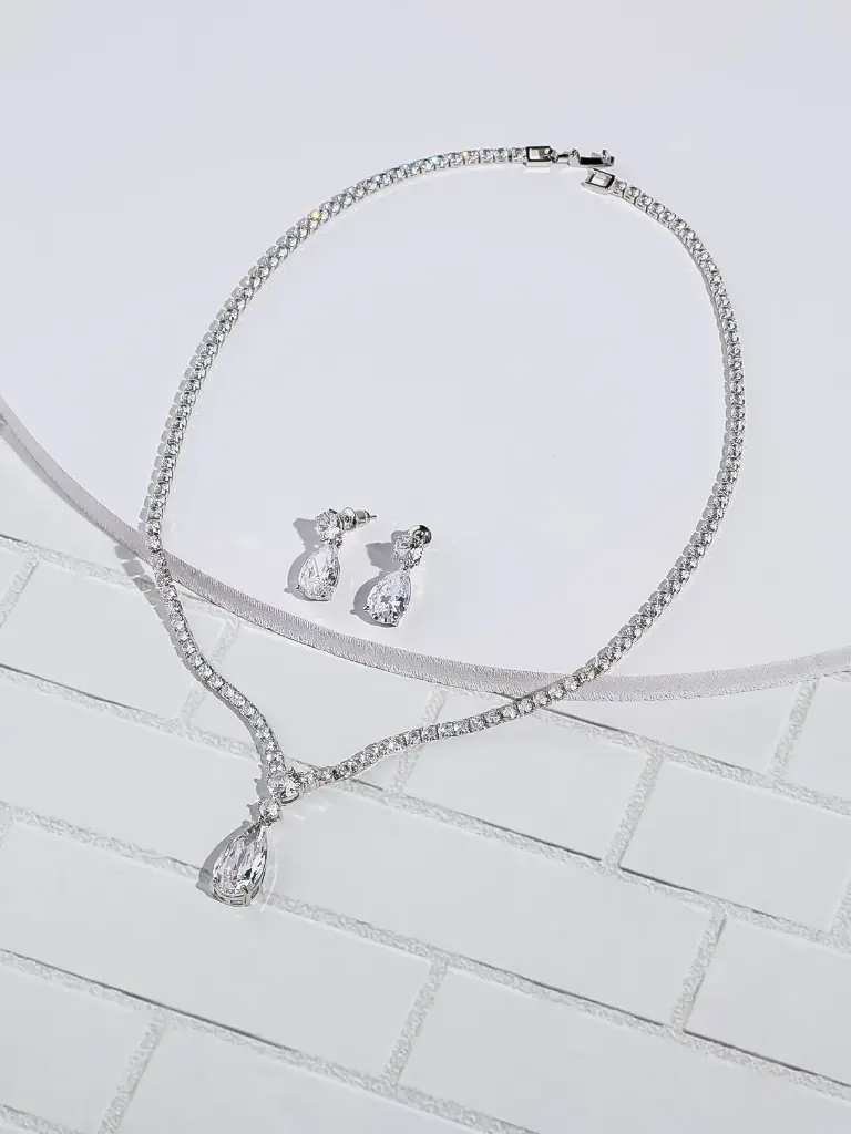 Tennis with drops necklace set (white)