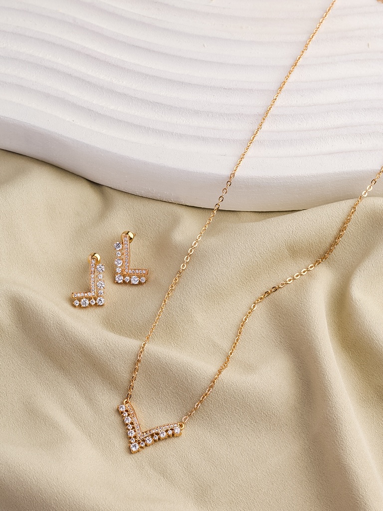 Letter L zircon necklace set