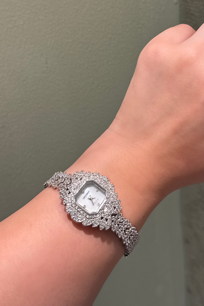 Safa square zircon watch 