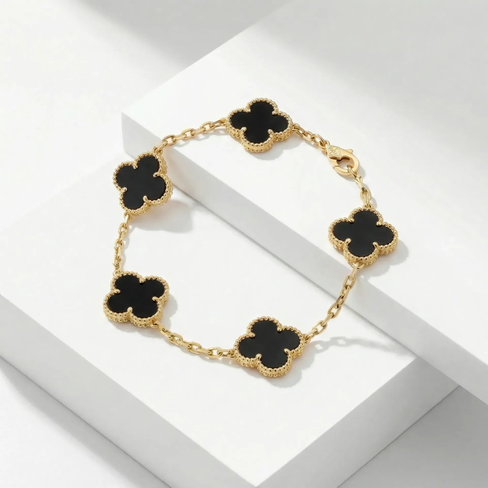 master flower bracelet