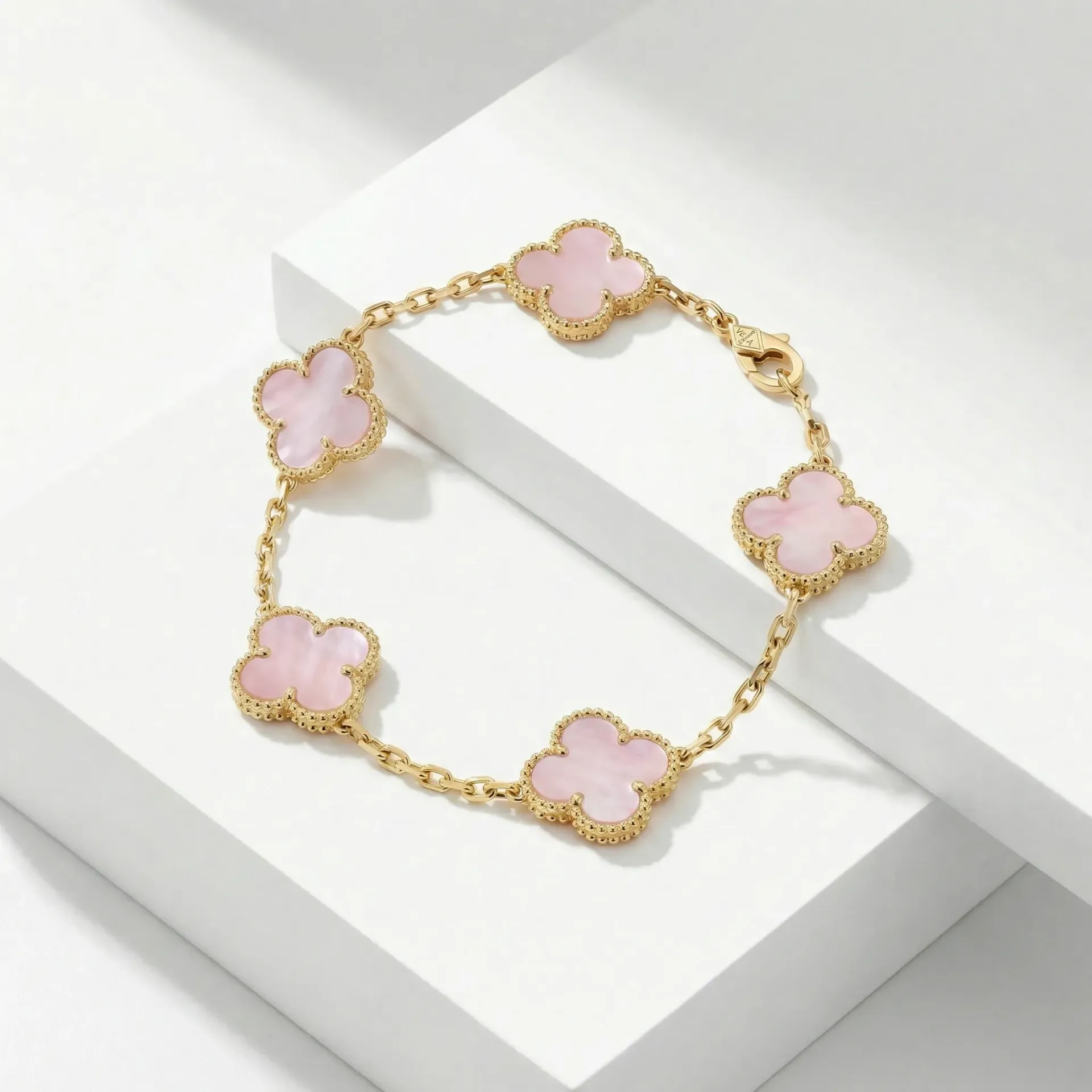 master flower bracelet (Gold babe pink)