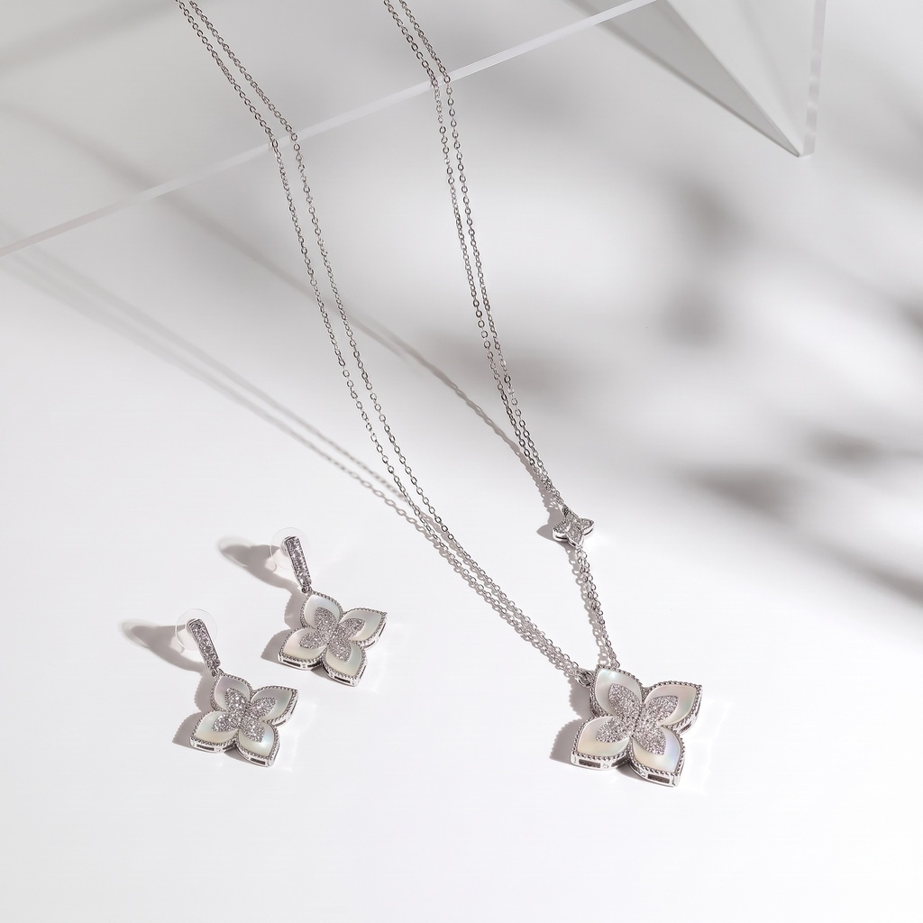 [JYS0425] Silver colored ro necklace set