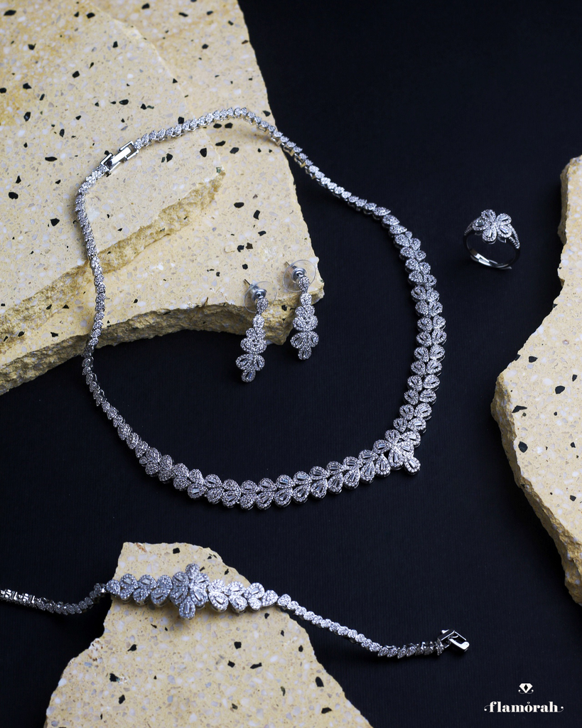 High quality smooth zircon set 