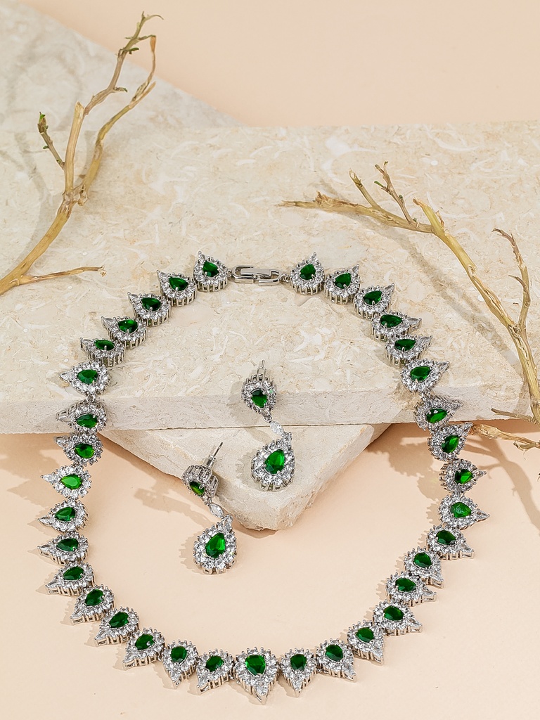 مجموعة قلادات زركون متعددة القطرات (green)