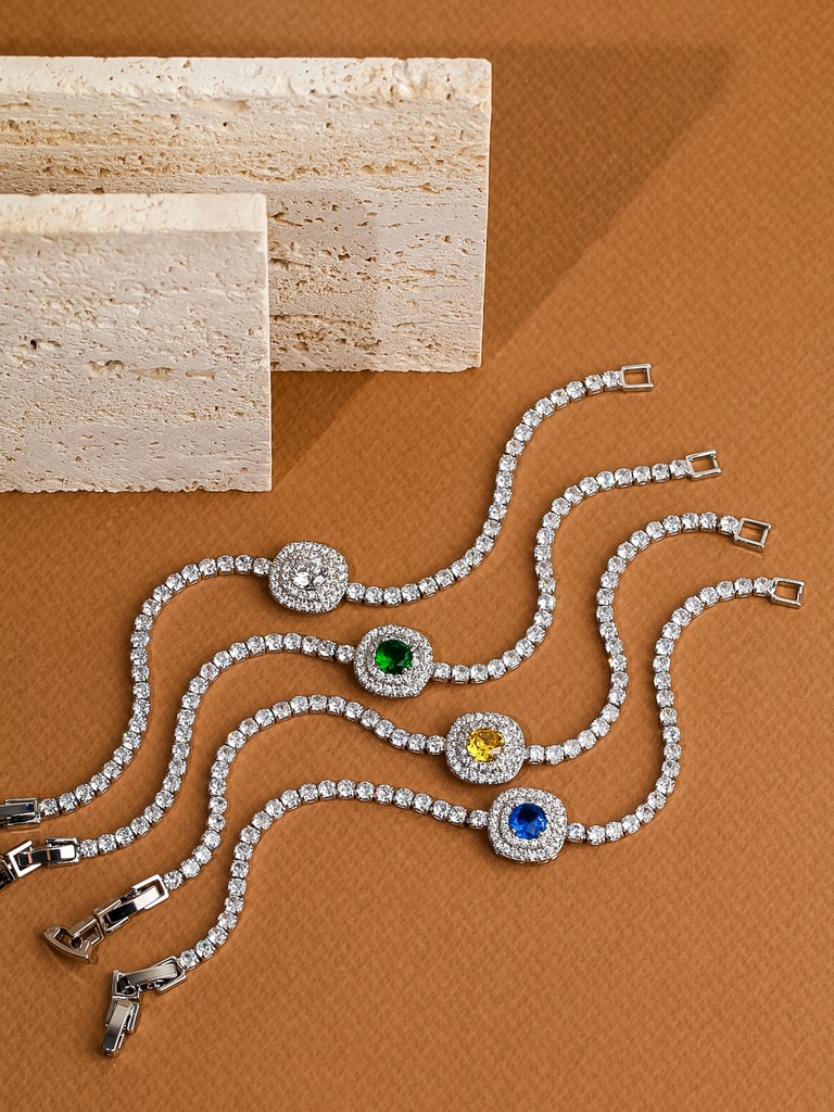 Elegant square zircon bracelet (green)