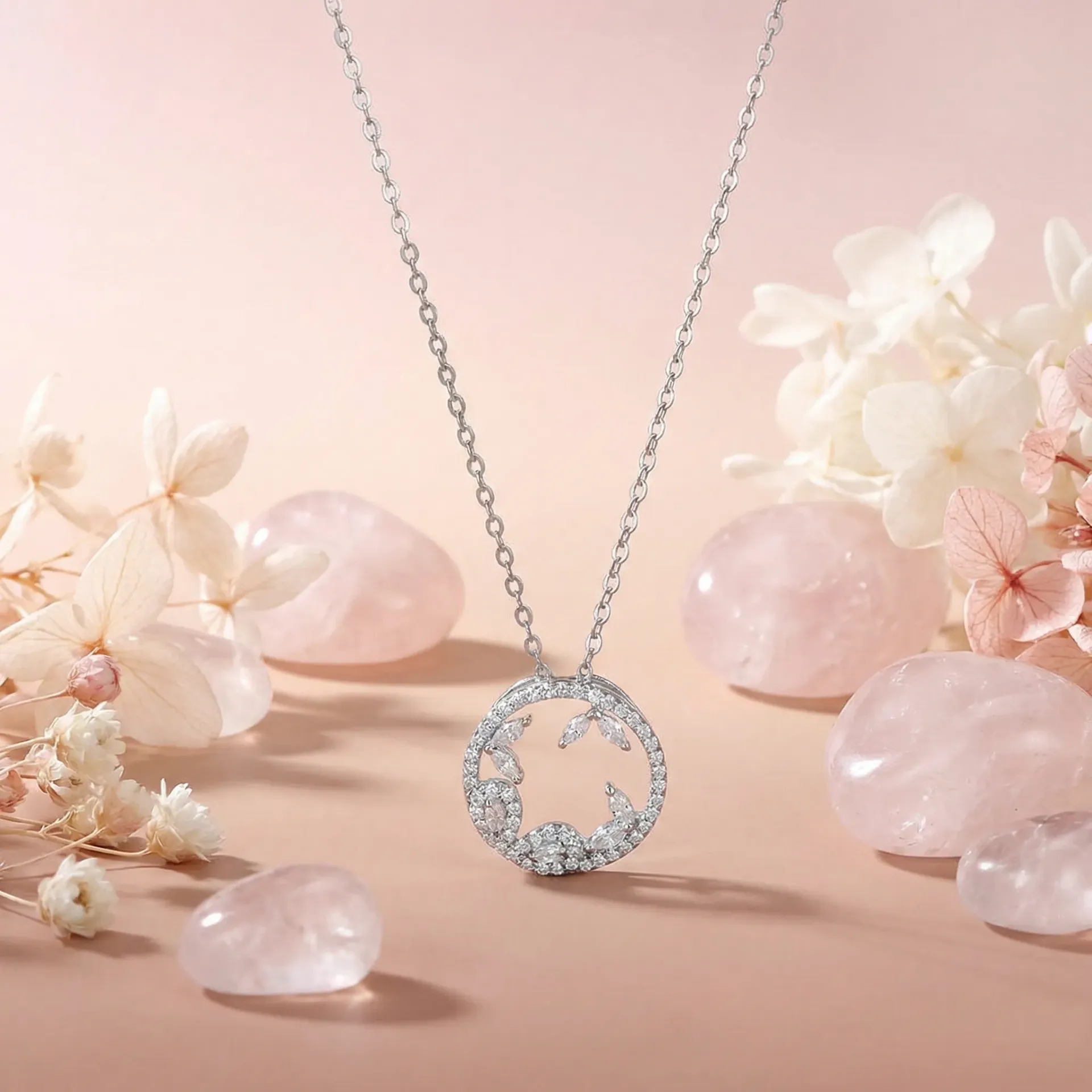 open round with leaves silver925 neckalce