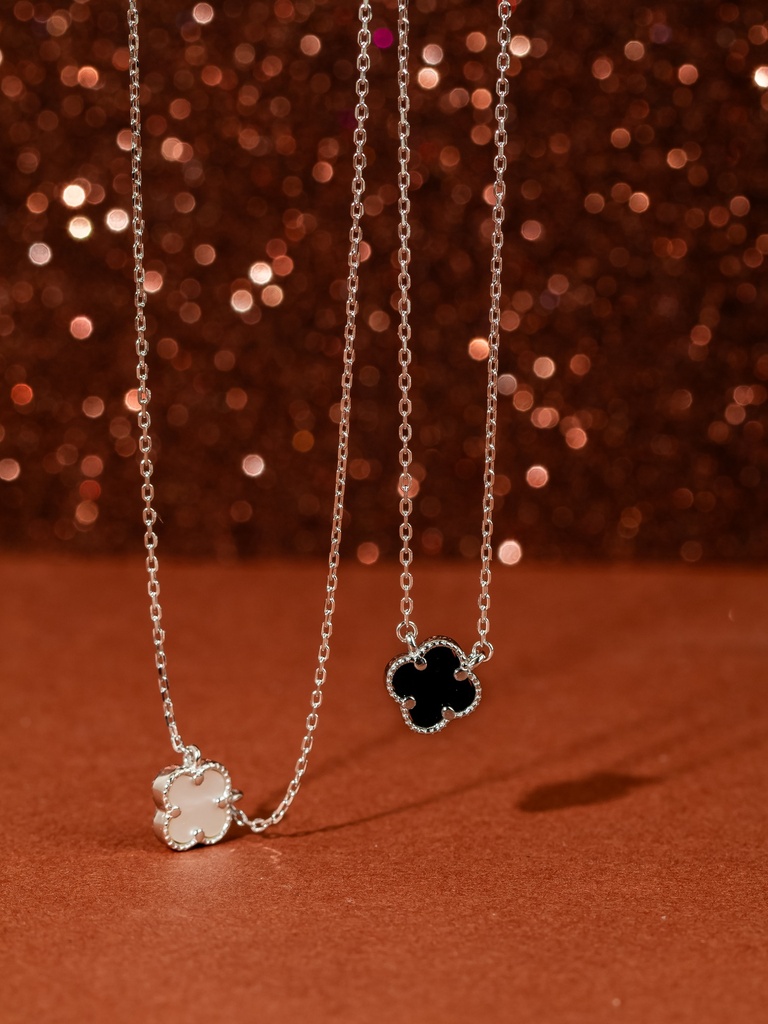 [F2933-W] Flower shape silver 925 necklace (white)