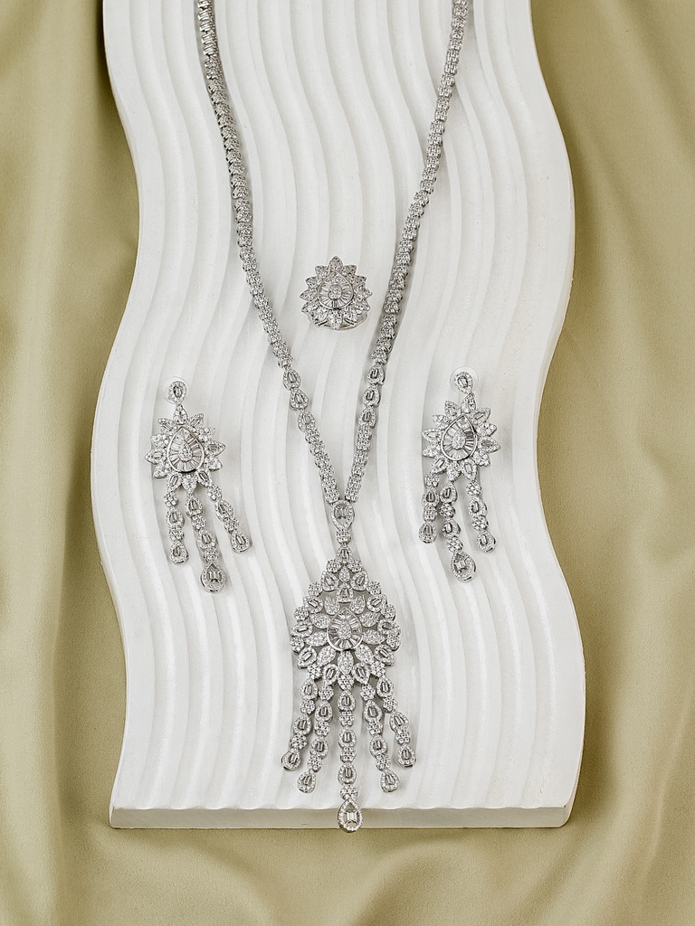 [SZ-44-13] 4 lines drop long zircon set