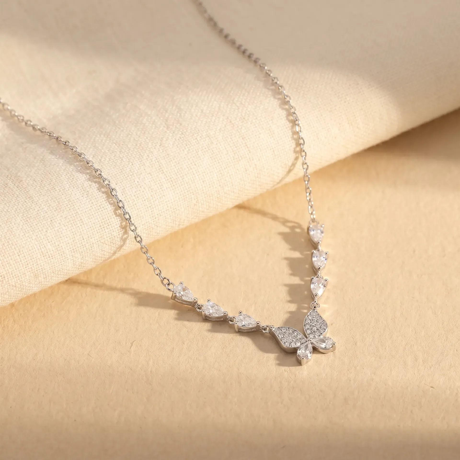 butterfly with drop silver925 necklace