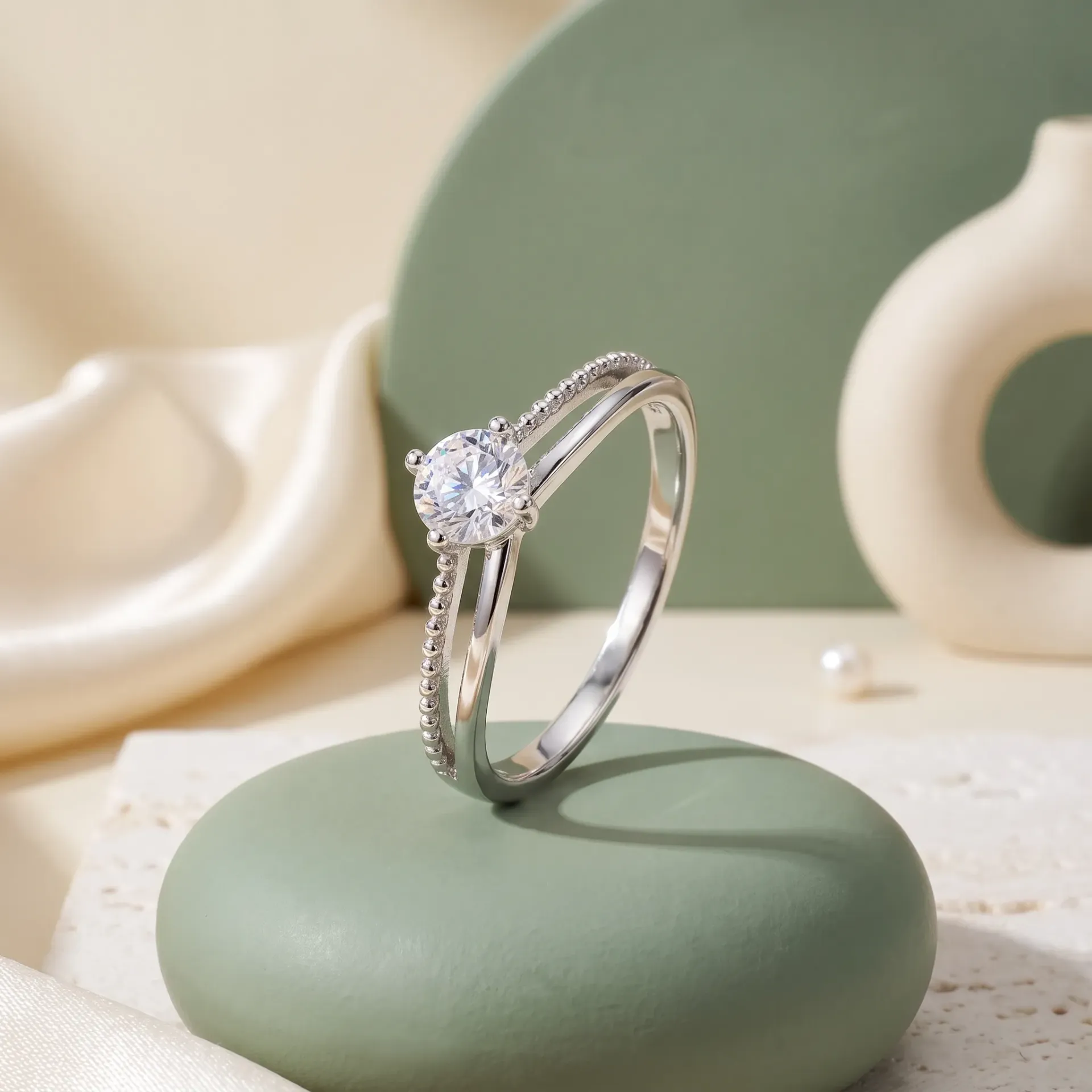 Round solitaire silver925 ring