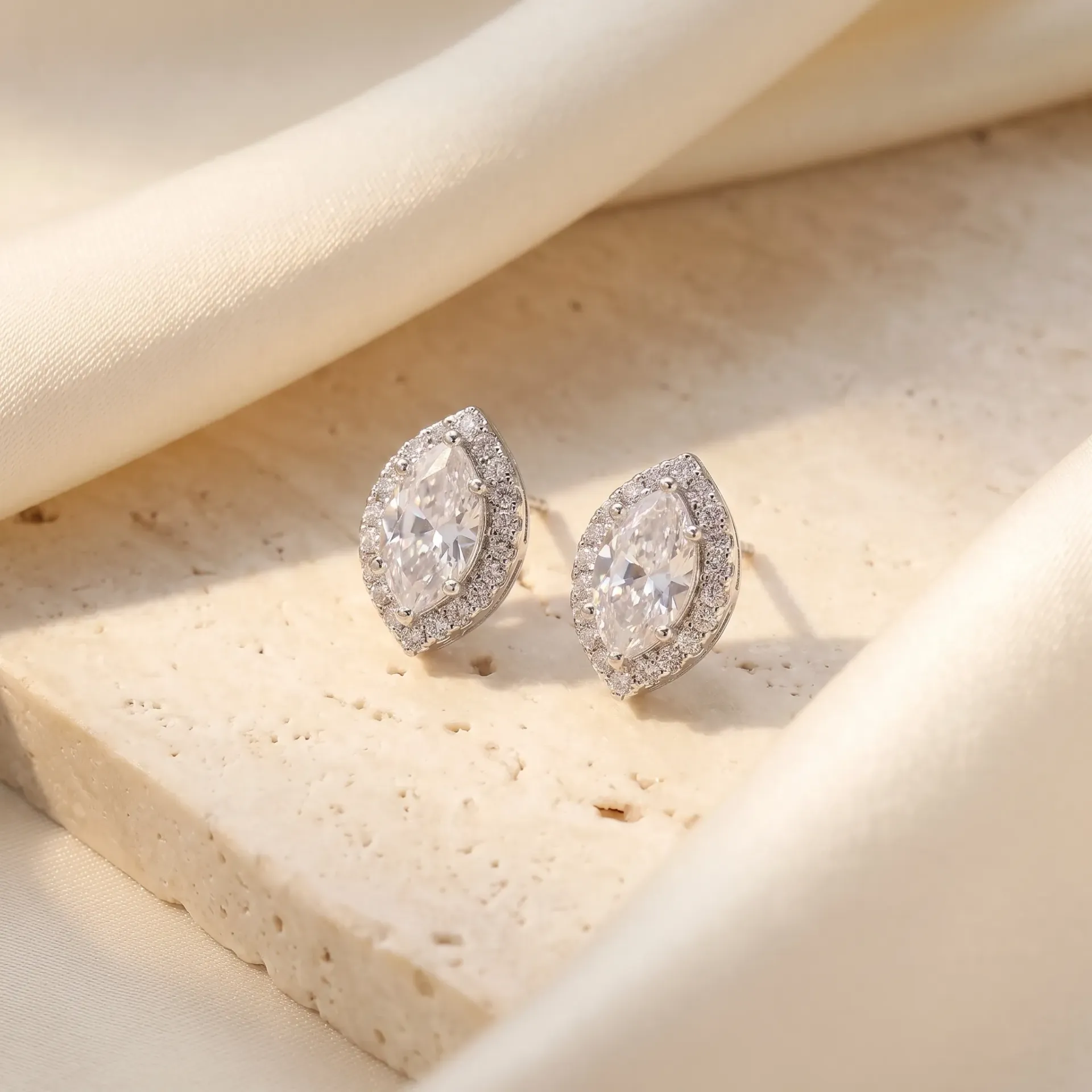 Oval halo silver925 earrings