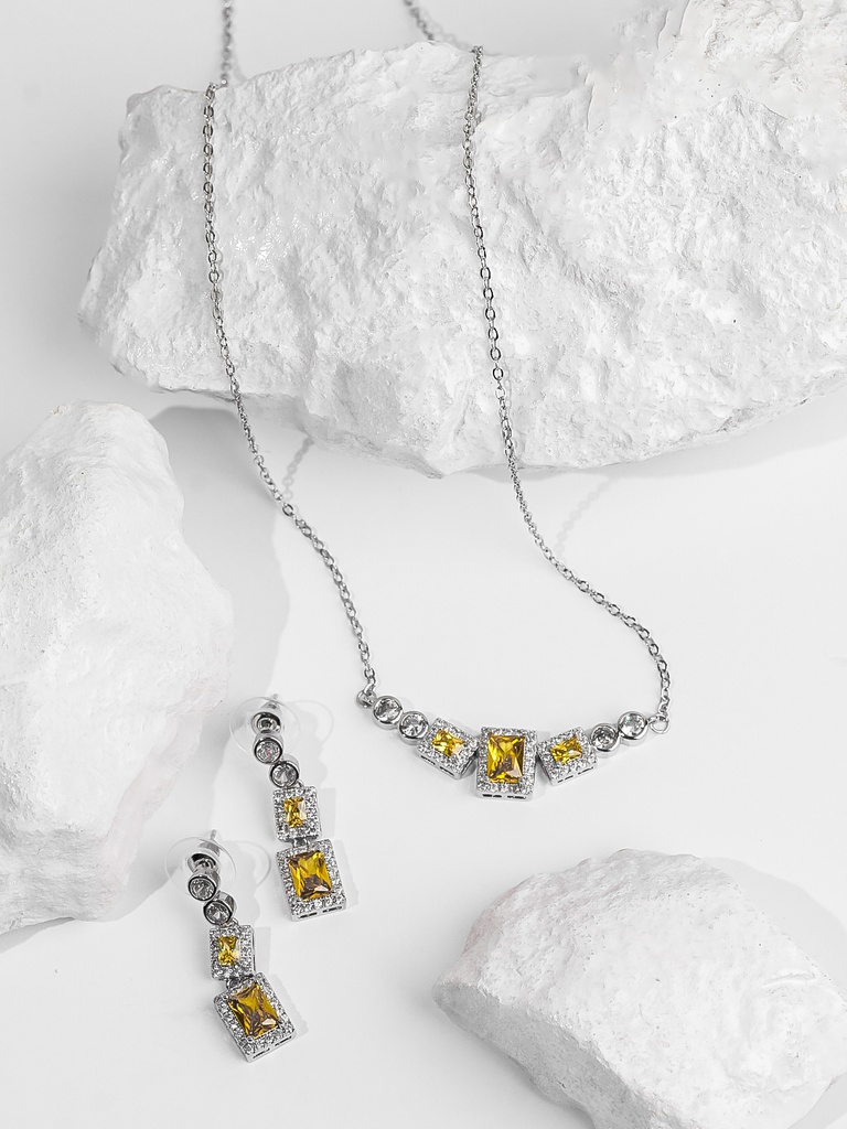 square necklace with earrings