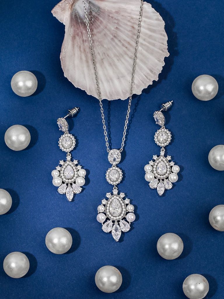 Elegant lulu round necklace set