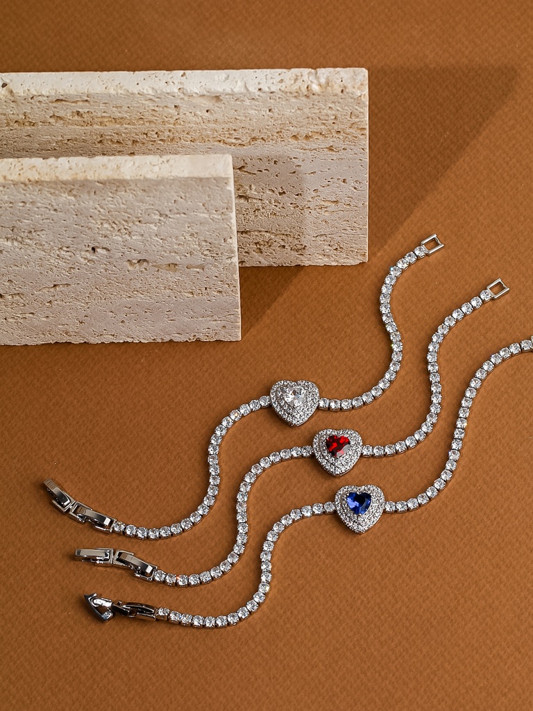 Heart tennis bracelet