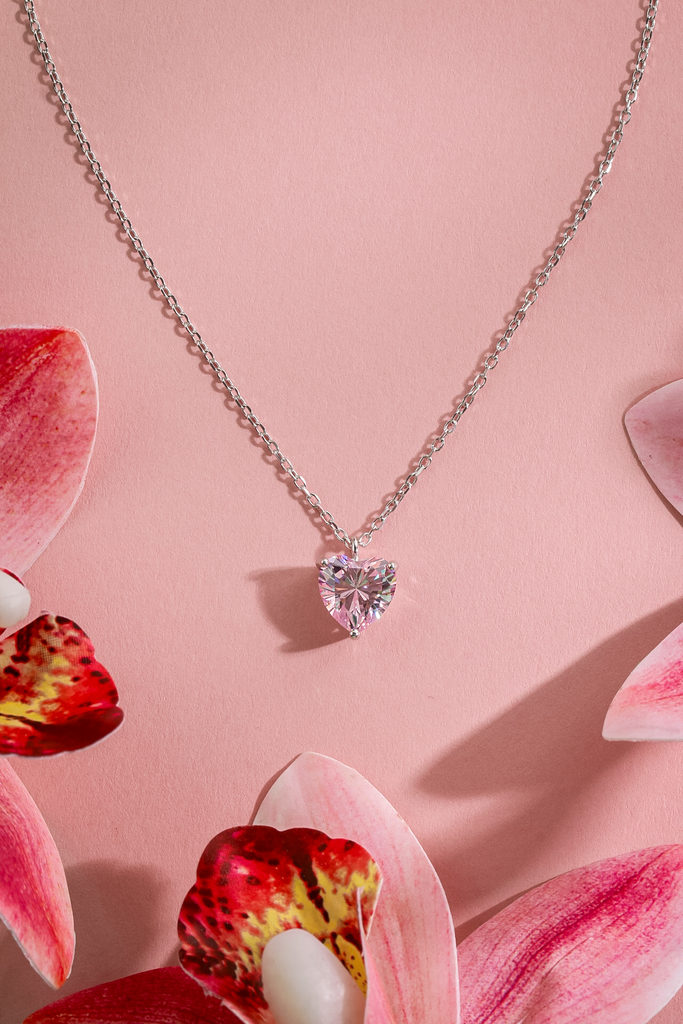 Simple pink heart necklace