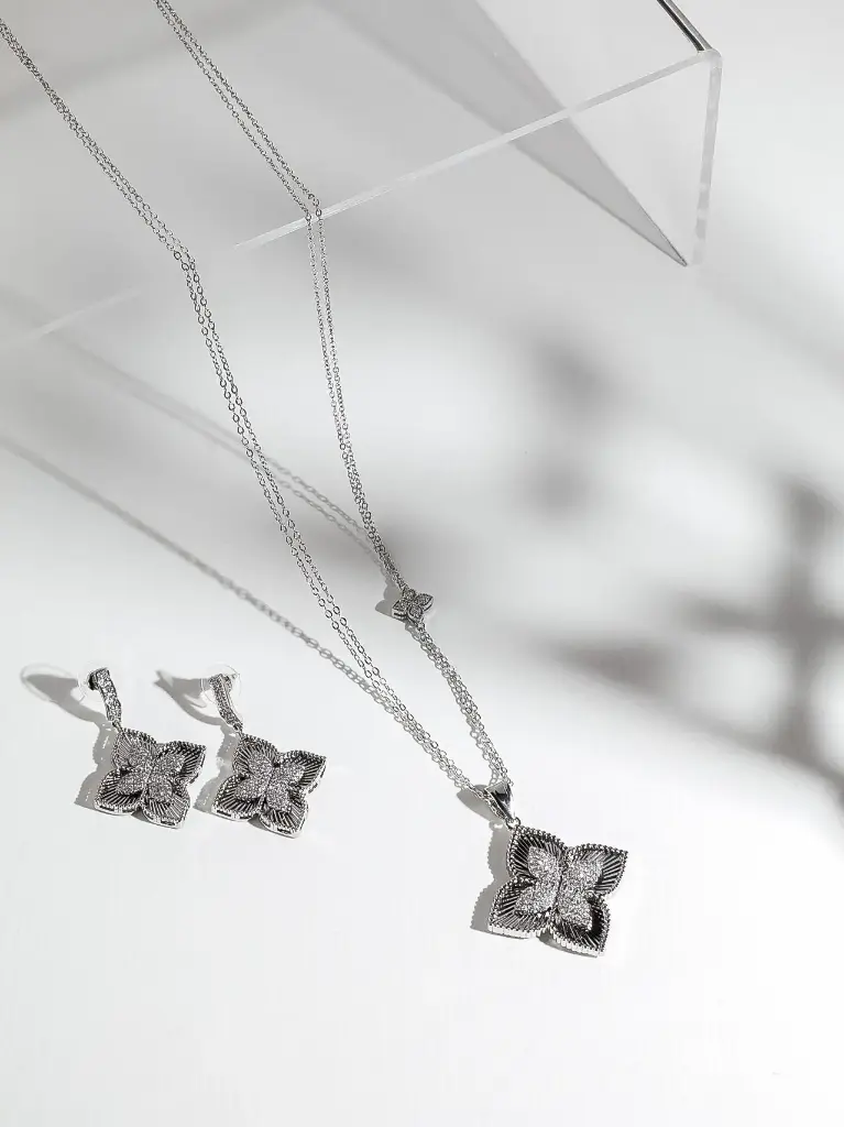Long Ro necklace set