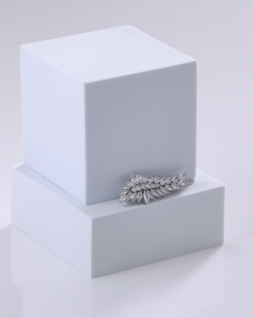 [F13120802] leaf zircon clip