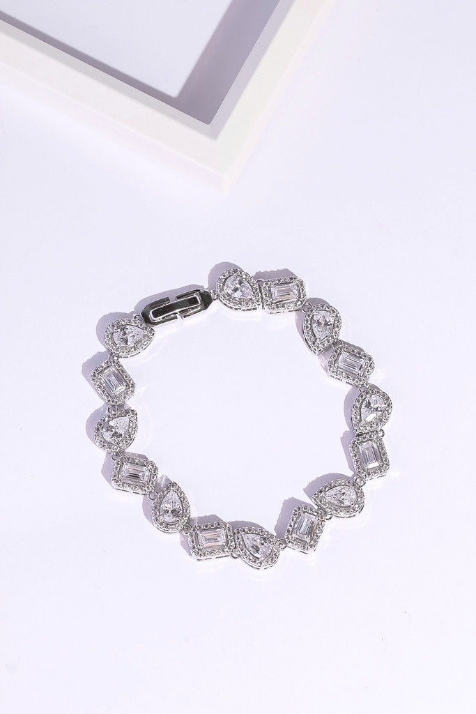 Drop square bracelet