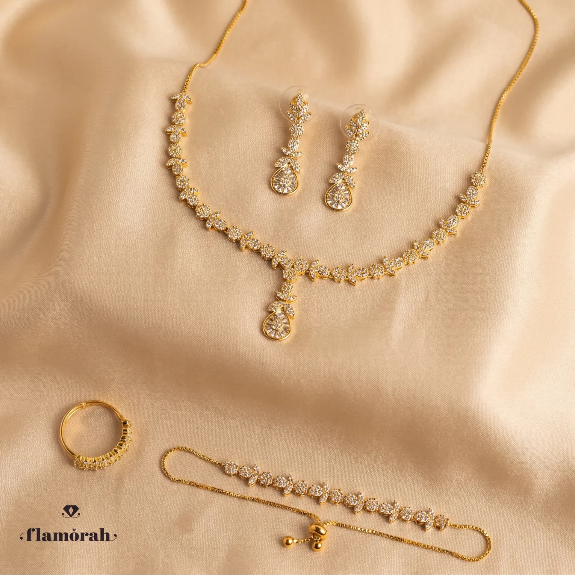 [CN1859-G] Adjustable smooth zircon set  (gold)