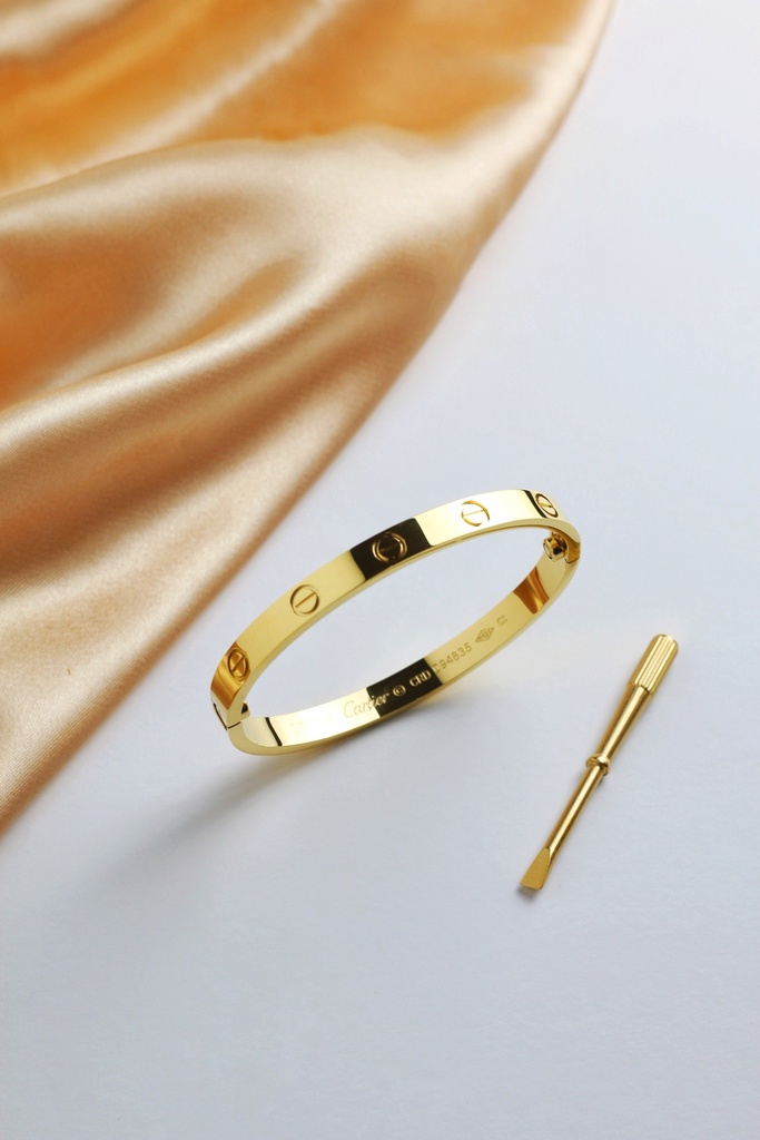 سوار أنيق مع حجر (gold, 16)