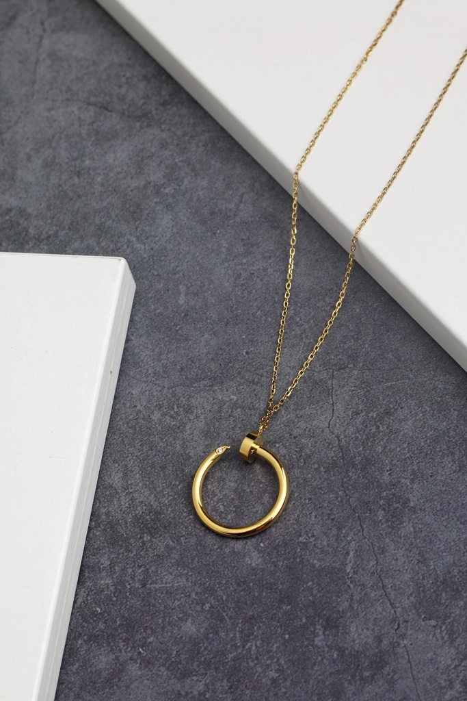 Smooth nail shape necklace (gold)
