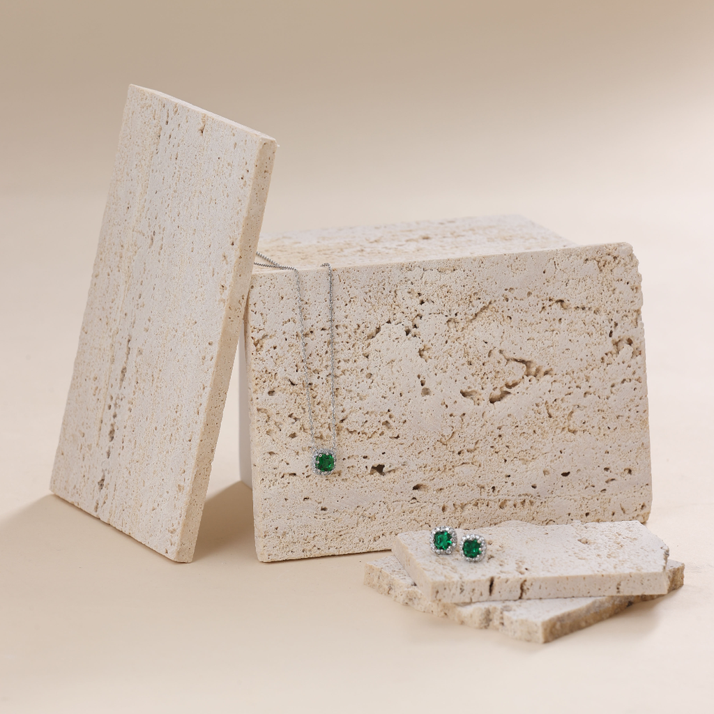 طقم عقد صغير