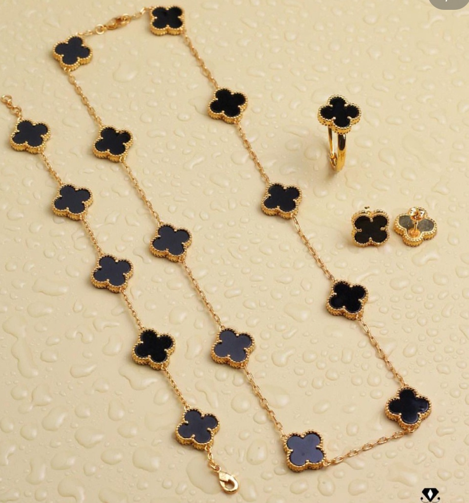 Black set flower shape