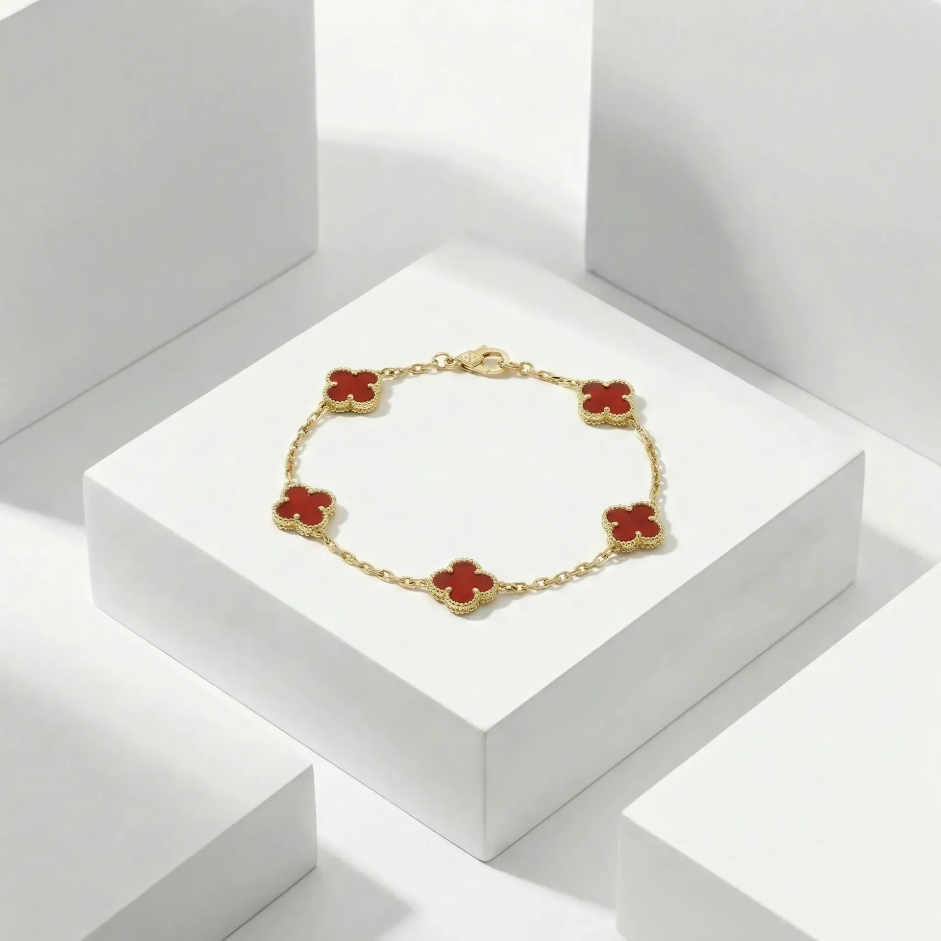 5 mini flower gold bracelet