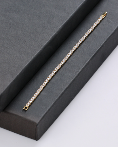 tiny square zircon bracelet