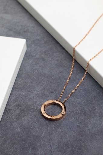 Circle necklace with stone