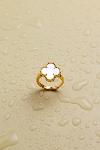 Flower shape ring
