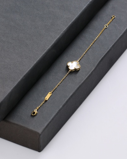 [BT-33-01] 1 flower shape bracelet