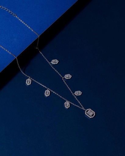 [CH-03-21] Smooth rectangular choker