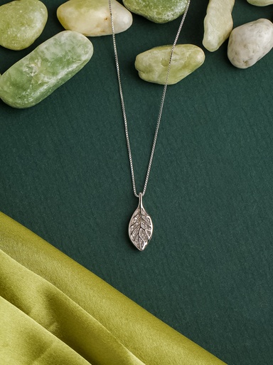 [NS-25-26] Smooth leaf silver 925 necklace