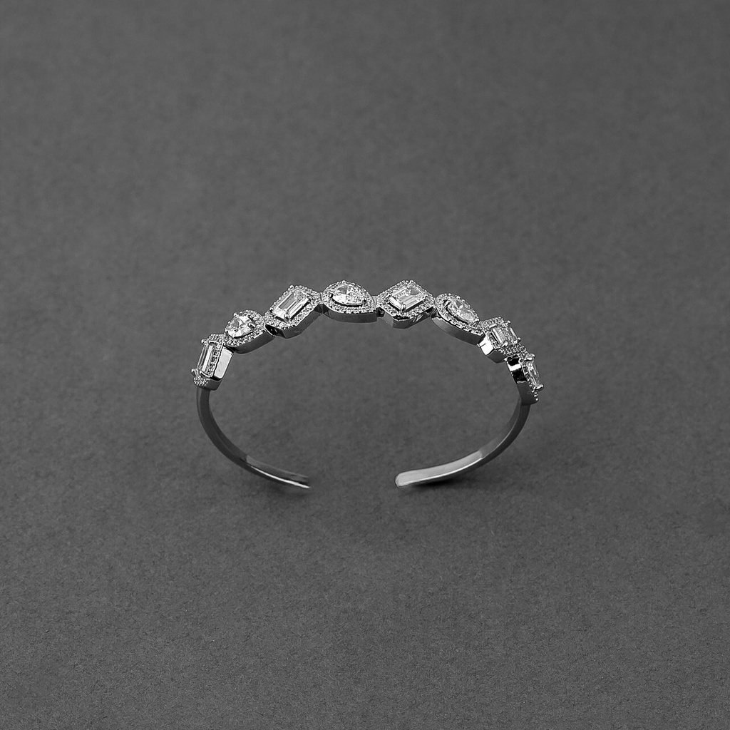 Elegant drop rectangular bangle